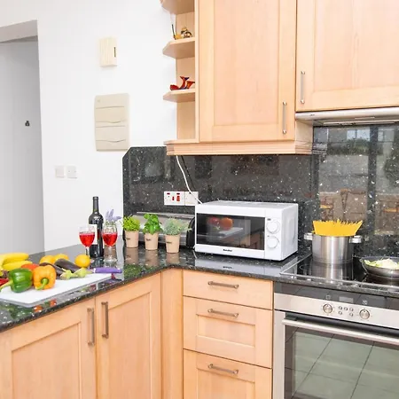 Saint Nikolas Vila *