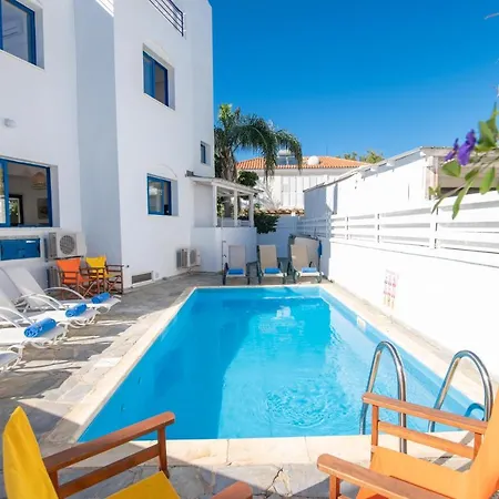 Saint Nikolas * Protaras