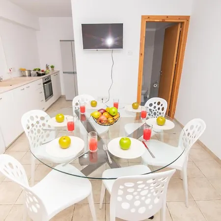 Saint Nikolas Vila Protaras