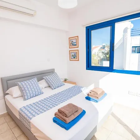 Saint Nikolas Vila *