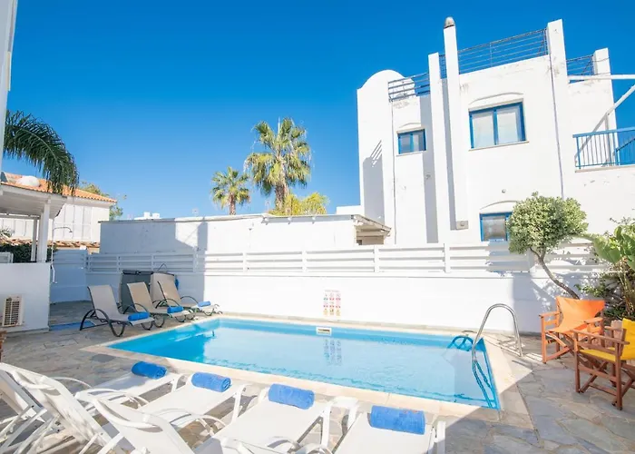 Saint Nikolas וילה