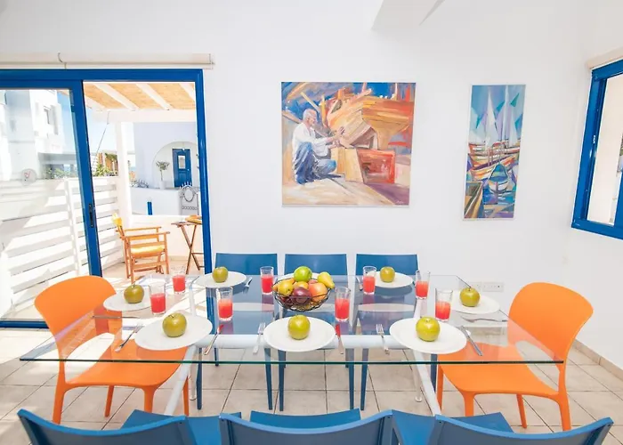 Saint Nikolas פרוטאראס