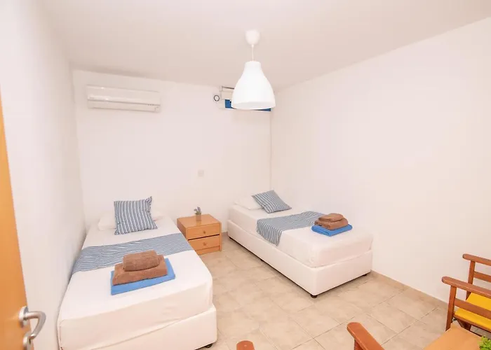 Saint Nikolas * Protaras