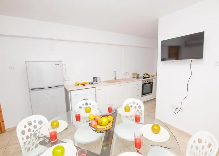 Saint Nikolas * Protaras