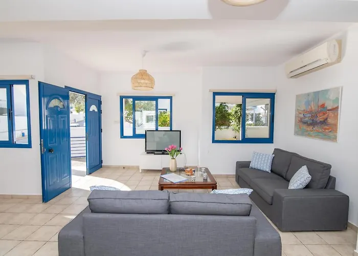 וילה Saint Nikolas פרוטאראס